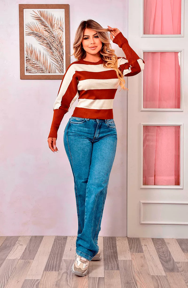Comprar buso tejido de rayas terracota y crema para mujer. Saco casual manga larga con horma relajada, ideal para clima frío. Disponible con pago contra entrega