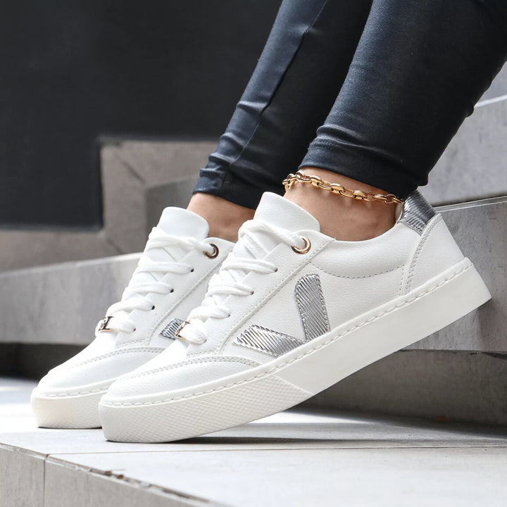 Zapatillas V Clásicas con diseño animal print, ideales para destacar tu personalidad audaz y moderna