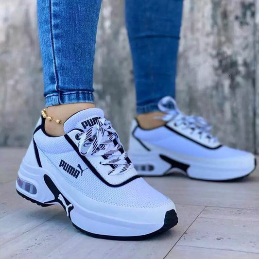 Tenis Sport Run blancos para mujer, calzado ligero y moderno que combina con todo