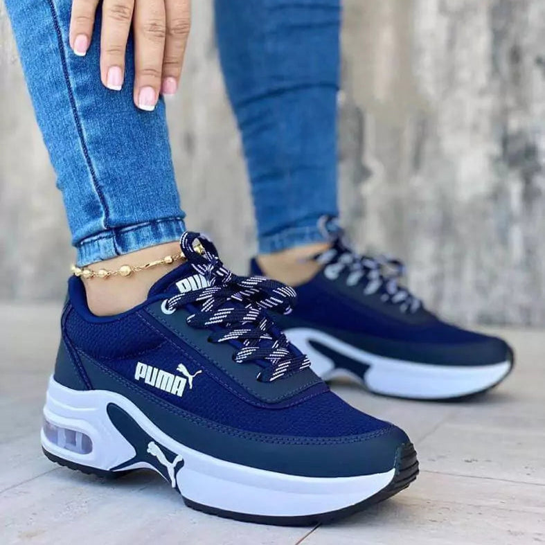 Tenis Sport Run color azul marino para mujer, diseño atlético con suela de cámara de aire para máximo confort diario